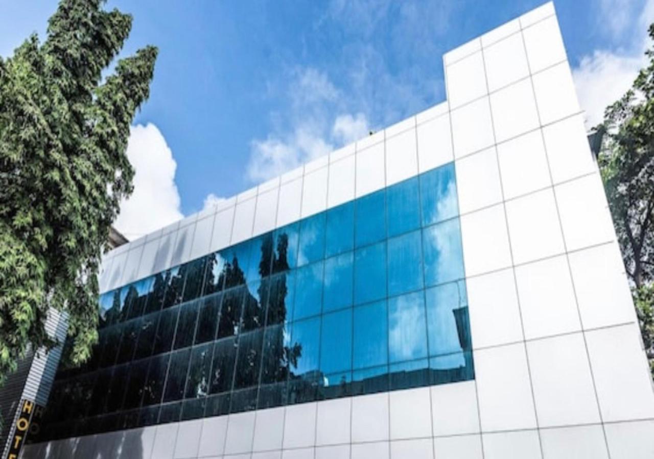 Hotel Elite Continental- Near Mumbai International Airport Andheri East Esterno foto