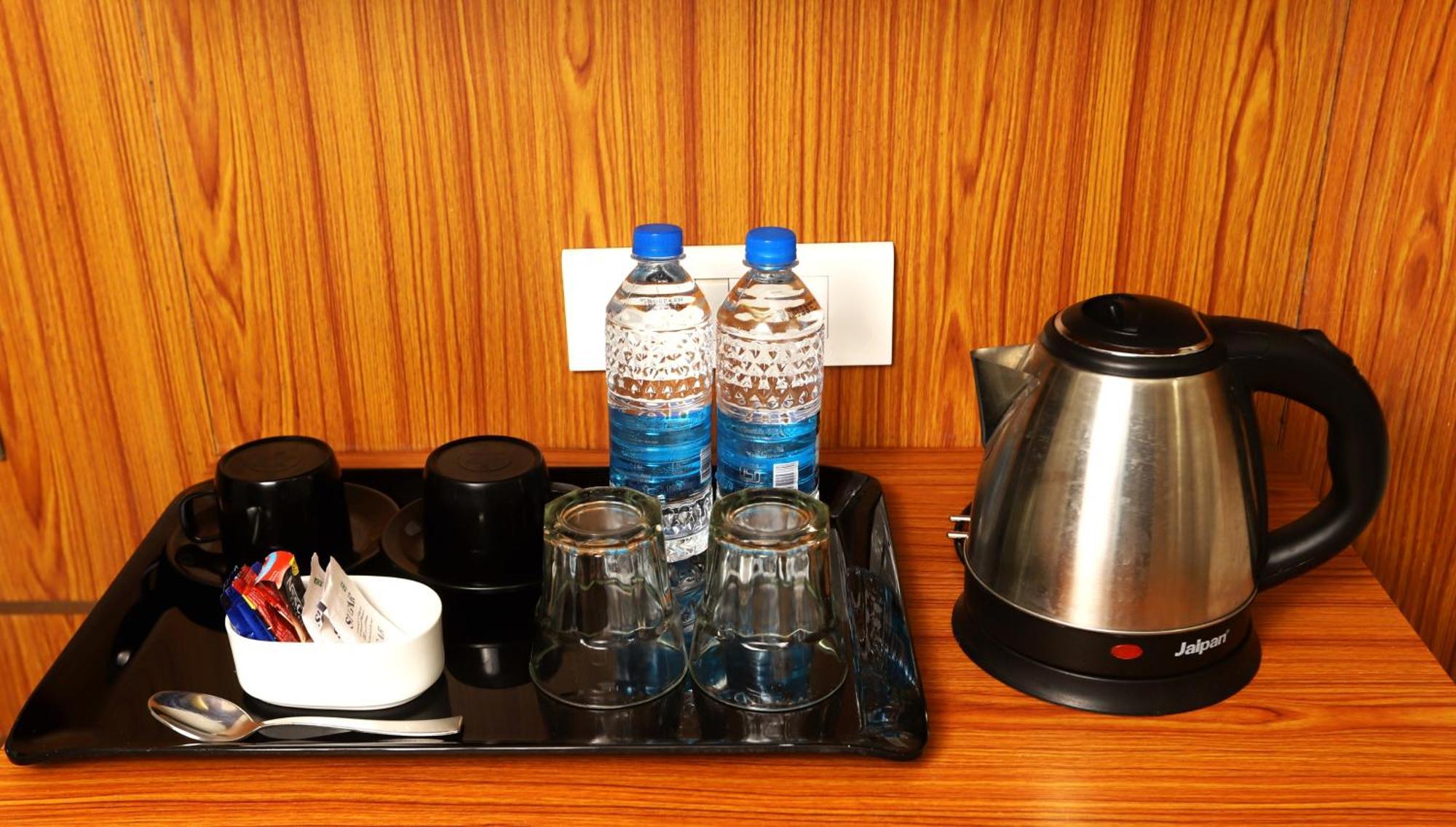 Hotel Elite Continental- Near Mumbai International Airport Andheri East Esterno foto